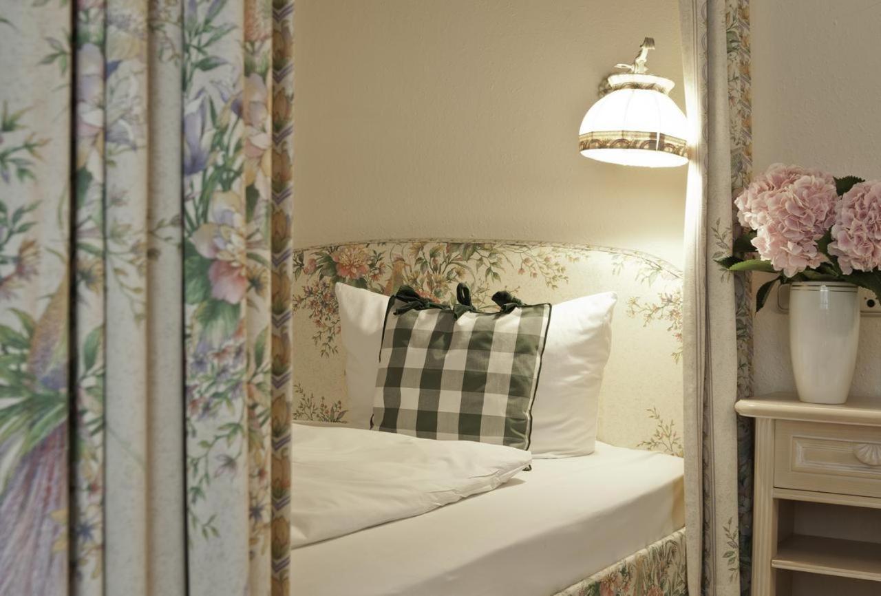 Villa Adolphine ร็อทท์อาค-เอเกิร์น ภายนอก รูปภาพ